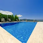 Mediterranean Breeze - Family-friendly Luxury - By Sunworld Villa *