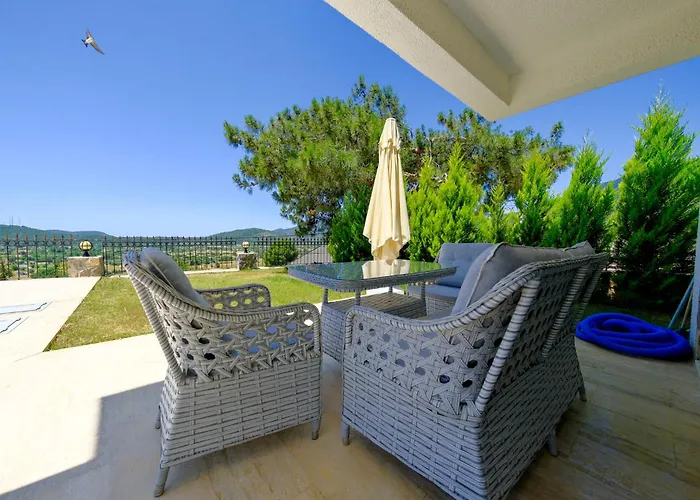 Villa Mediterranean Breeze - Family-friendly Luxury - By Sunworld