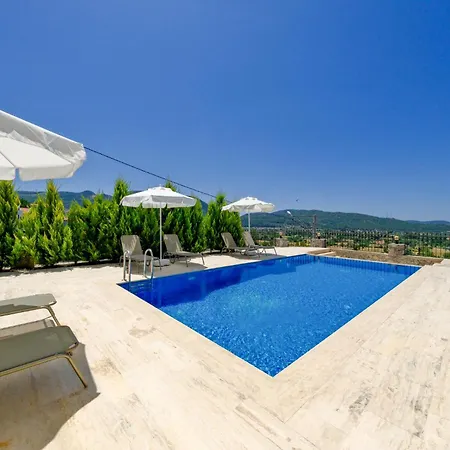 Villa Mediterranean Breeze - Family-friendly Luxury - By Sunworld *