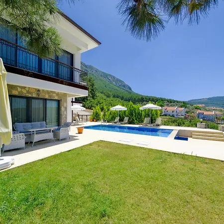 Mediterranean Breeze Luxury 3br Uzumlu - Villa Fethiye