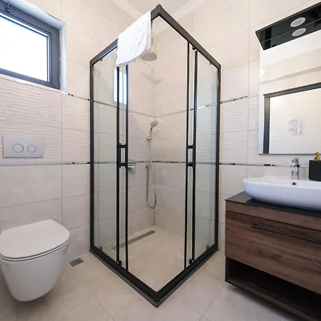 Mediterranean Breeze - Family-friendly Luxury - By Sunworld *