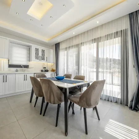 Mediterranean Breeze - Family-friendly Luxury - By Sunworld ヴィラ *