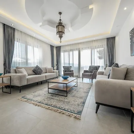 Mediterranean Breeze - Family-friendly Luxury - By Sunworld فيلة *
