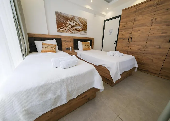 Mediterranean Breeze - Family-friendly Luxury - By Sunworld Vila *